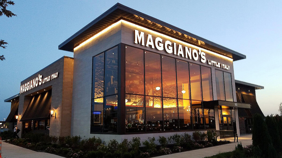 Maggiano's building